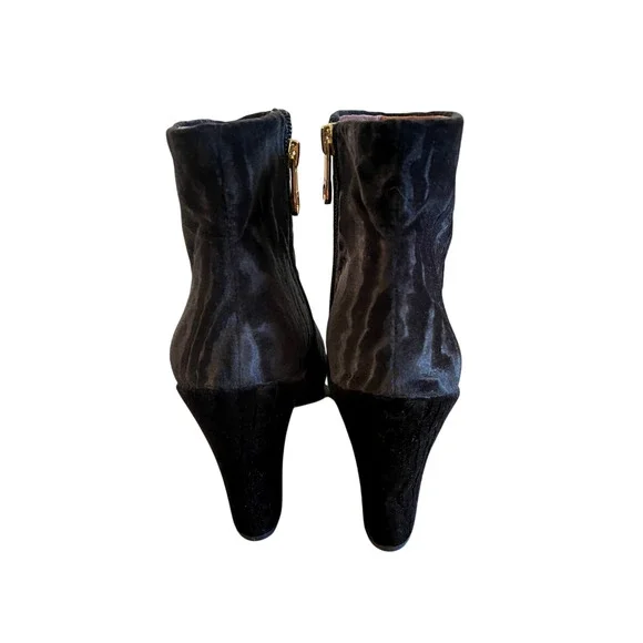 Anthropologie 8 Louise et Cie $299 Velvet Burnout Ankle Boots Zebra Black 38 - Picture 5 of 8